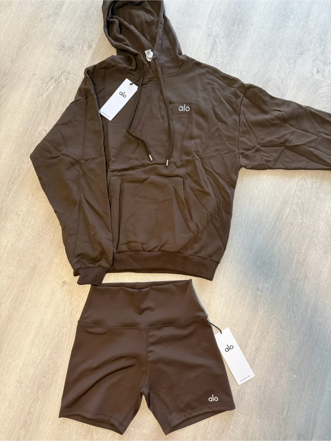 Alo Accolade Hoodie and Shorts Set - Brown thumbnail