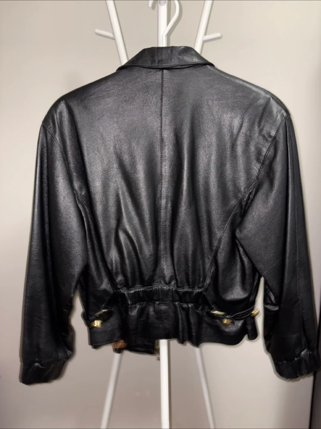 Almost New Vera Pelle Leather Jacket - Size 38 - Made in Italy image indicator(2)