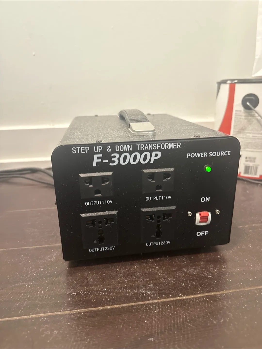 [MoveoutSale] F-3000P 3000 Watt Voltage Transformer thumbnail
