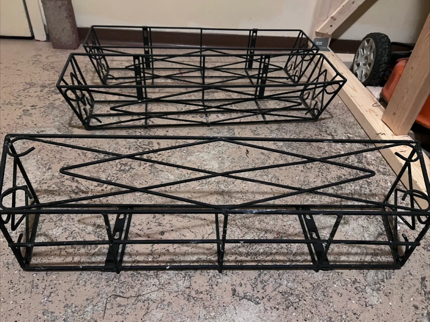 THREE rectangular balcony planters image indicator(4)