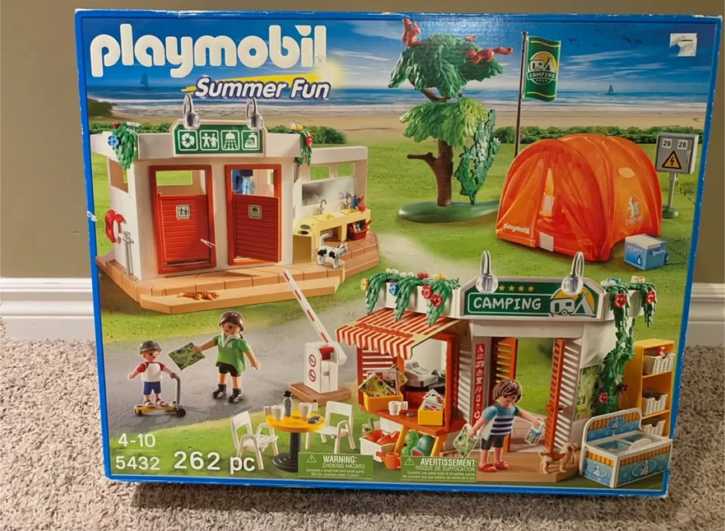 Playmobil Summer Fun Camping Set - 262 Pieces thumbnail