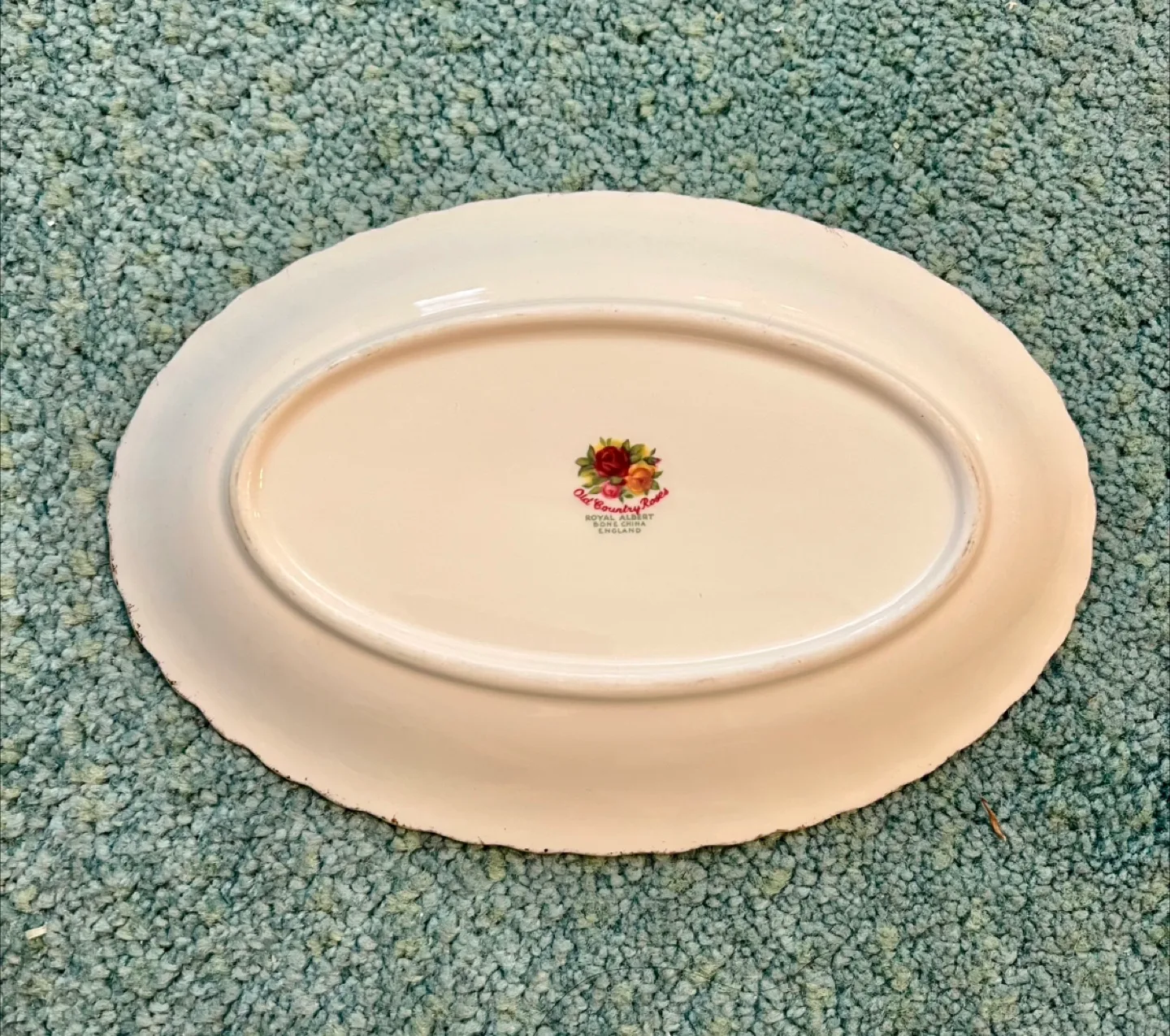 Royal Albert Old Country Roses gravy’s tray image indicator(2)