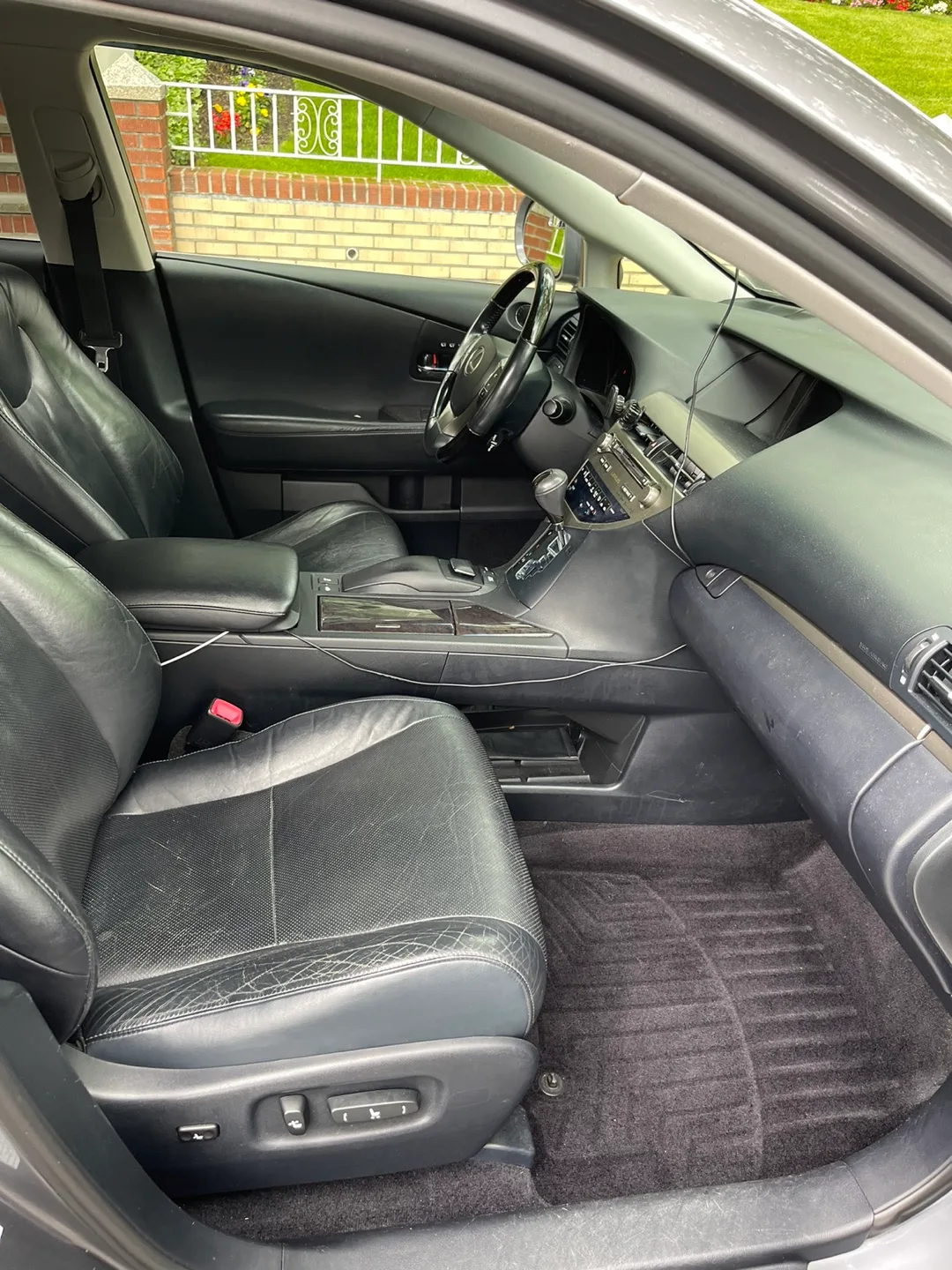 Lexus RX 450h / 2013- Luxury Hybrid SUV image indicator(6)