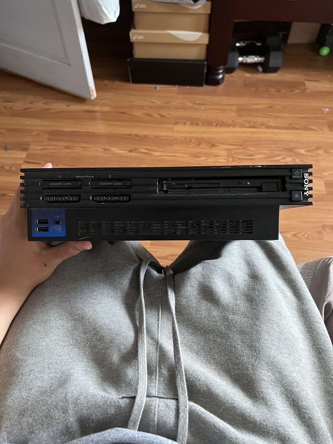 Sony Playstation 2 <CONSOLE ONLY> - photo 2