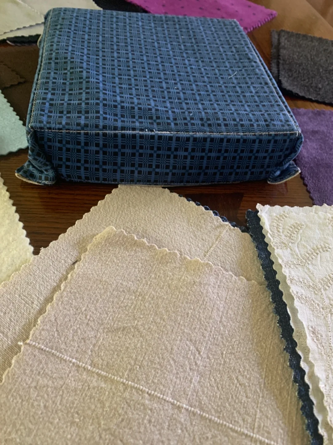 Montessori ‼️ home made fabric tactile box image indicator(3)