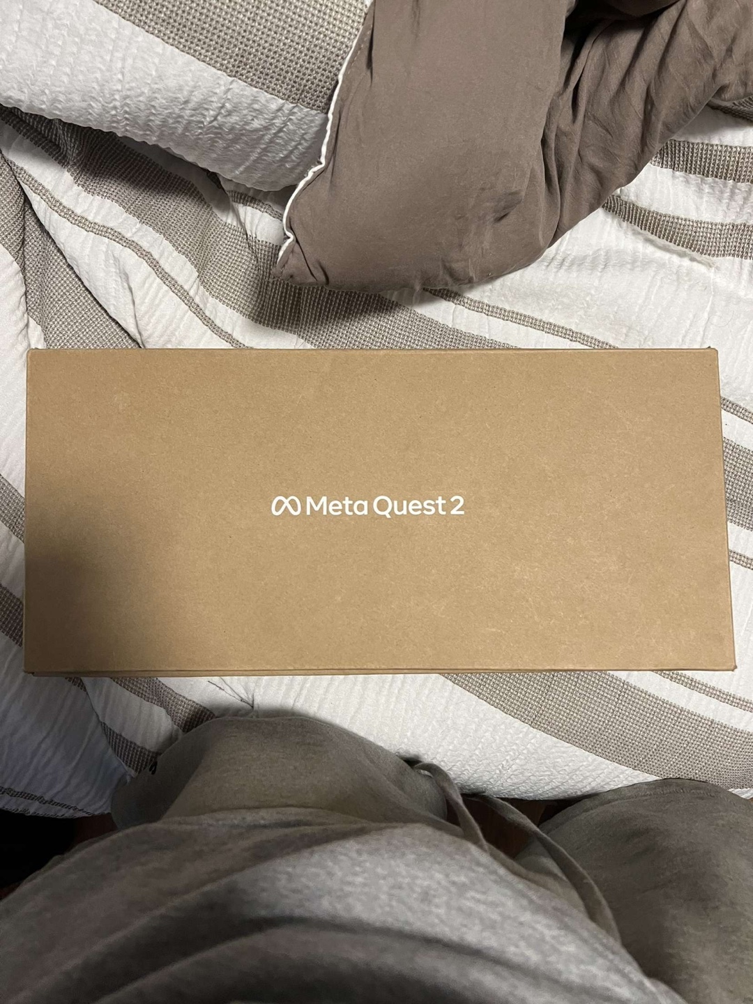Meta Quest 2 VR Headset - Excellent Condition