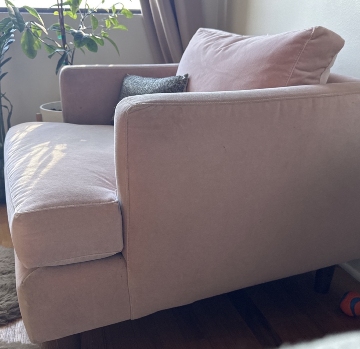 Pink Velvet Accent Chair - photo 3