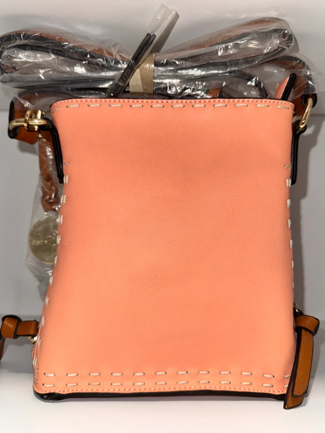 NWT Peach Crossbody Bag with Contrast Stitching image indicator(3)