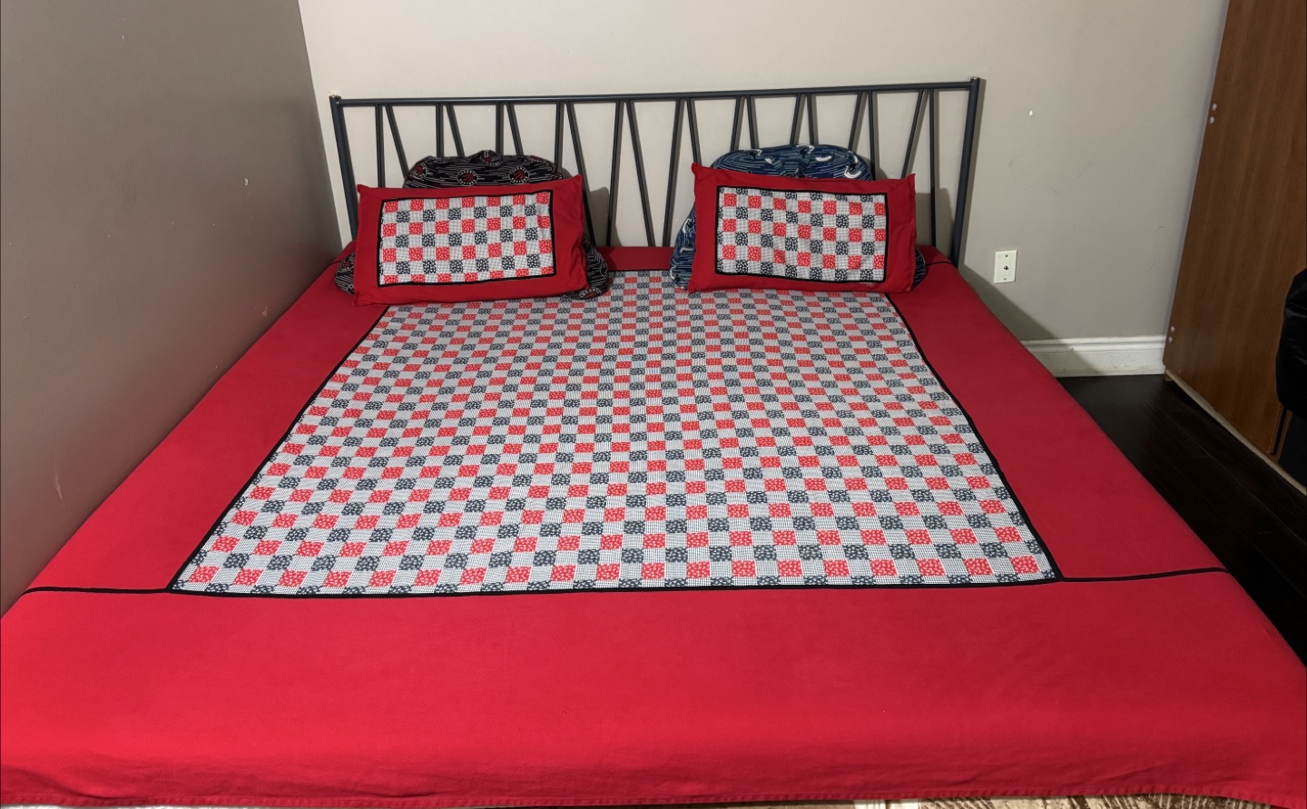 Metal King Bed Frame - photo 2