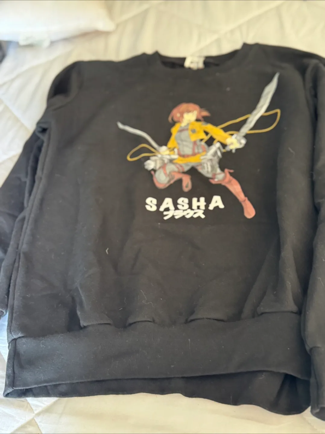Attack on Titan Sasha Blouse Graphic Sweatshirt image indicator(2)