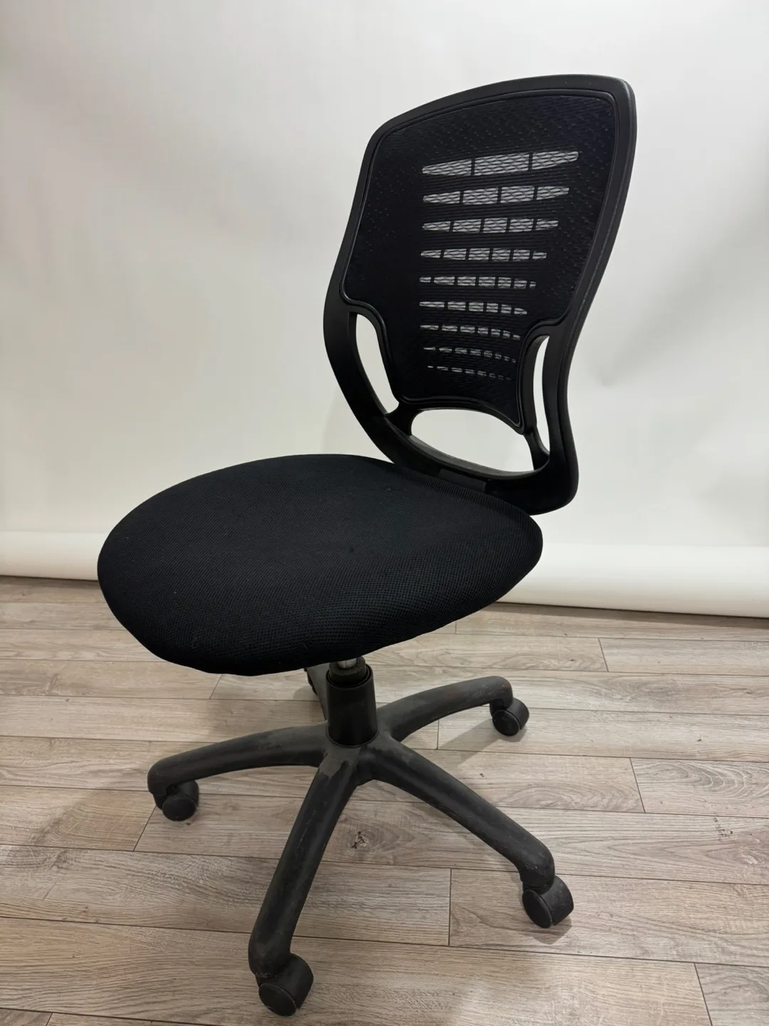 Black Mesh Office Chair image indicator(2)