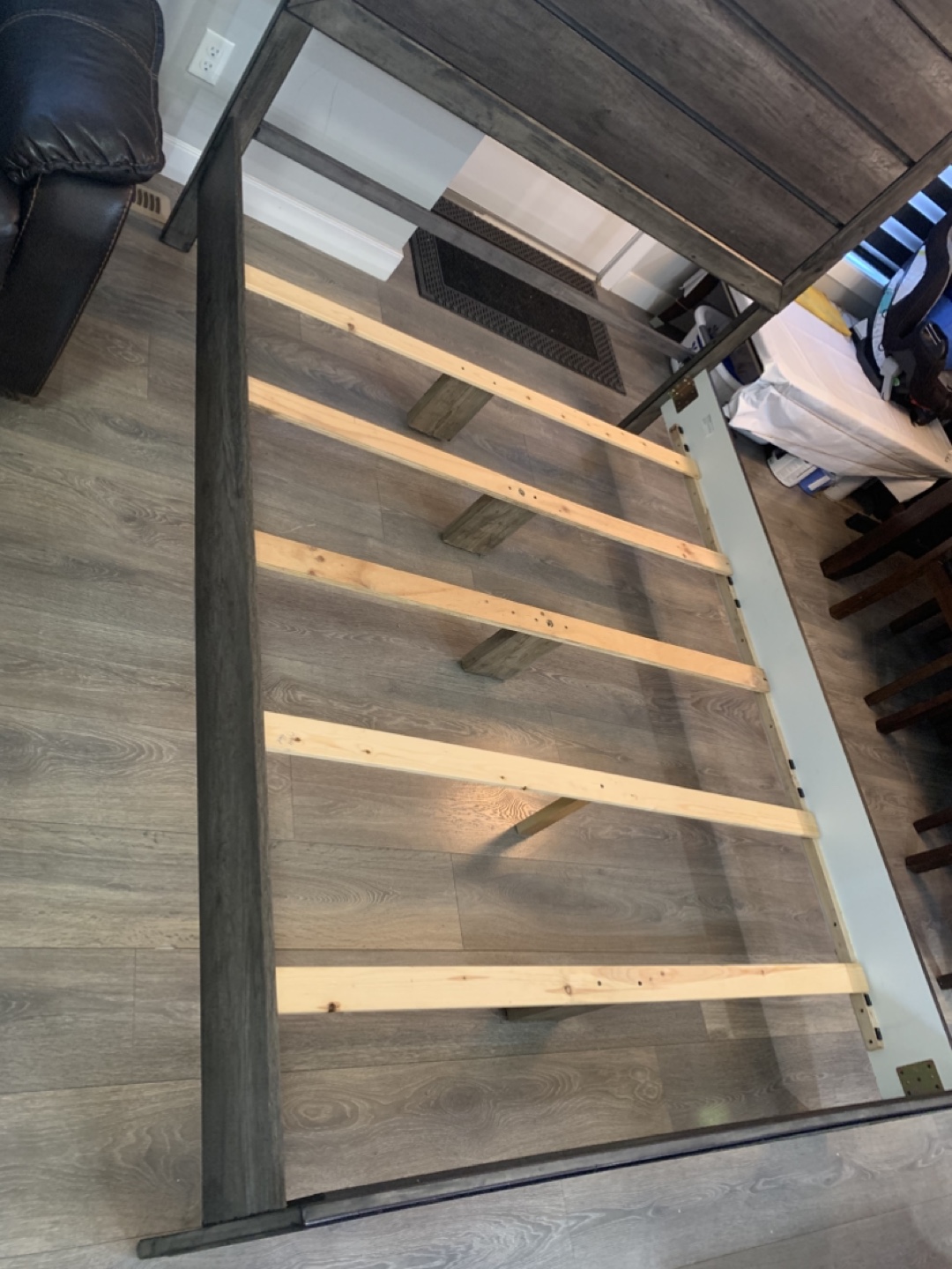 Queen Size Bed Frame - photo 2