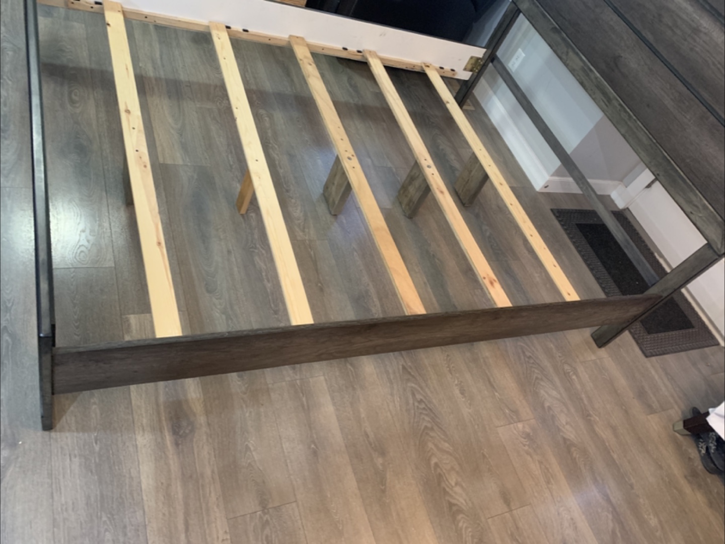 Queen Size Bed Frame - photo 3
