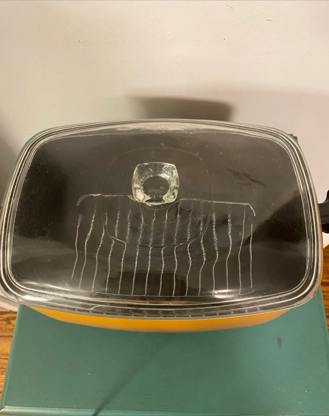 Vintage Orange roast pot with Glass Lid image indicator(2)