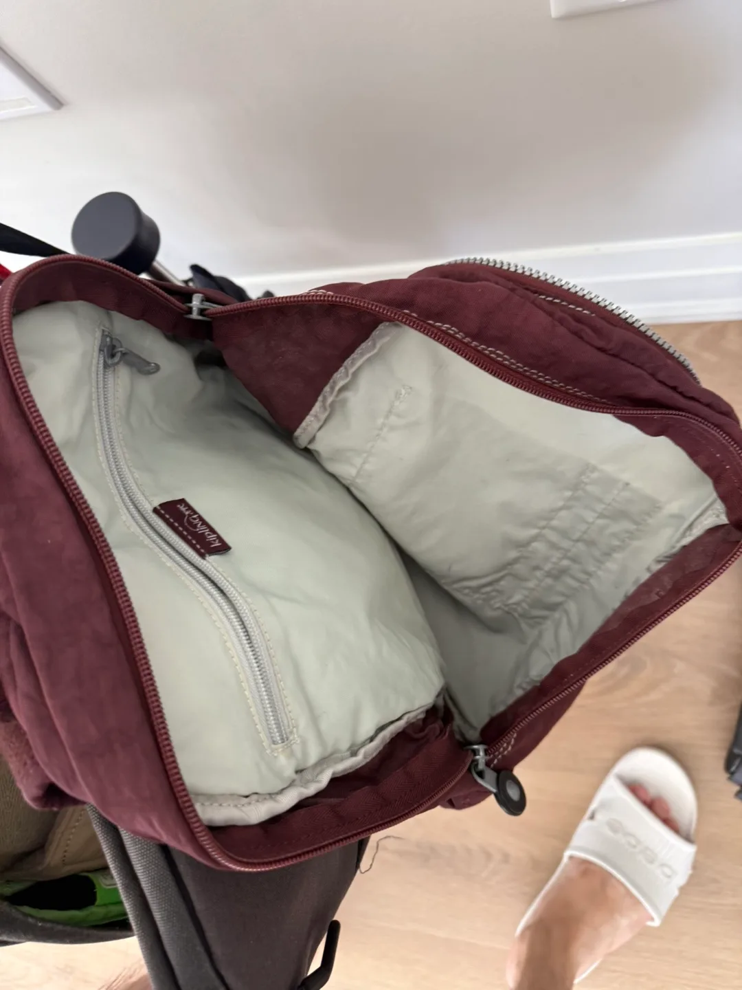 Kipling backpack burgundy image indicator(2)