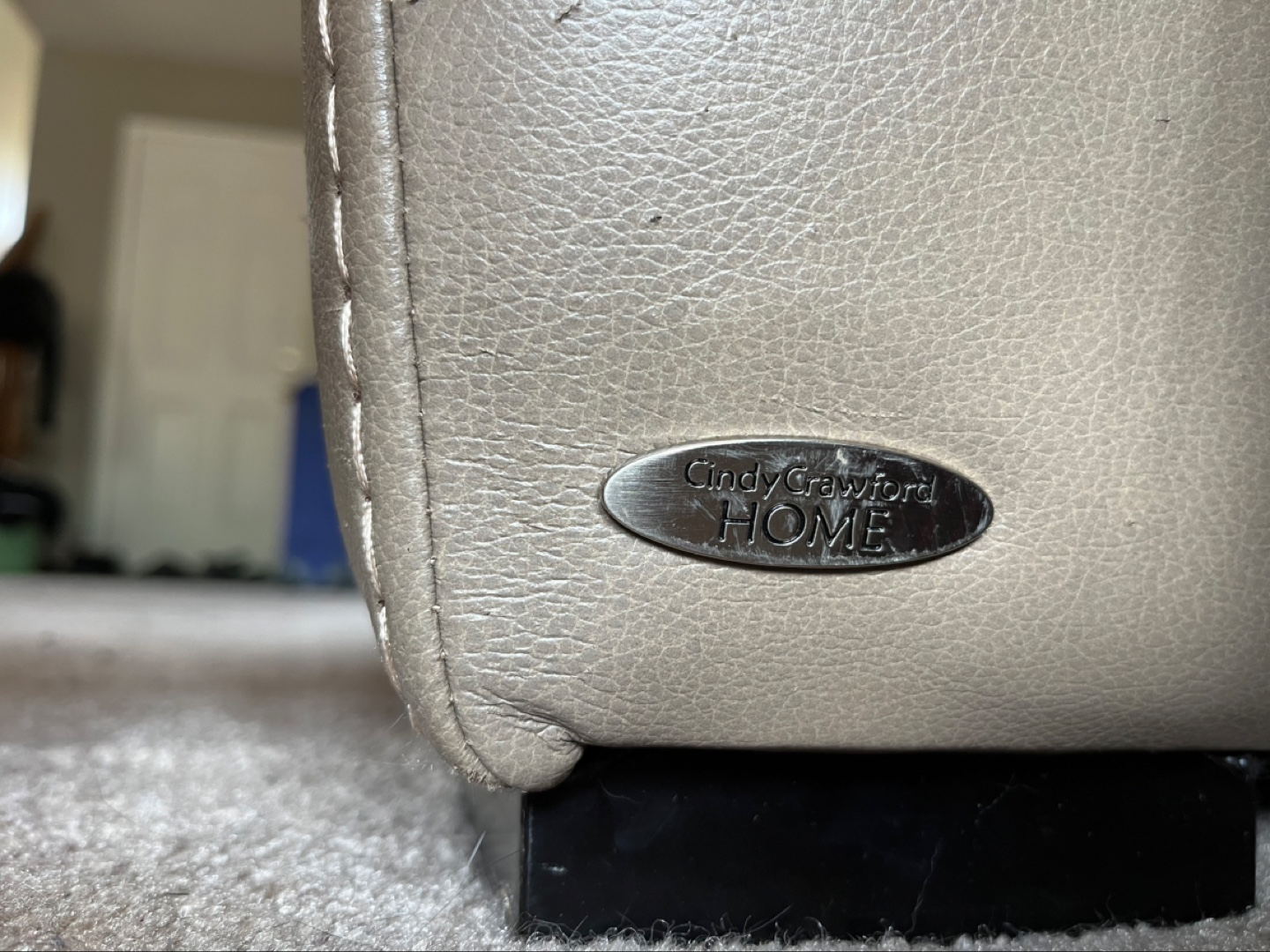 Cindy Crawford Home Recliner Sofa - photo 5
