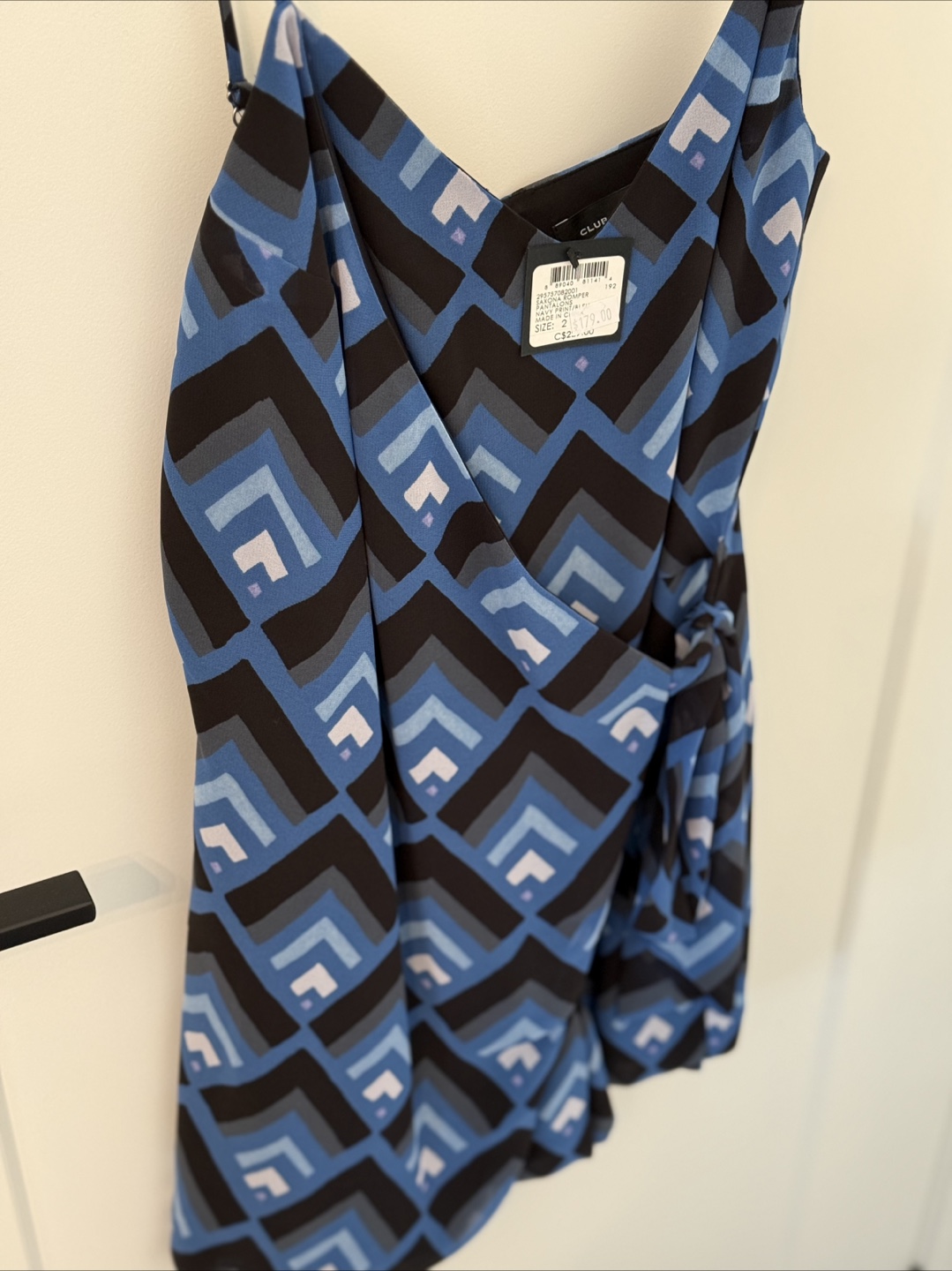 Club Monaco Saxona Romper, Size 2, Navy Print - photo 3