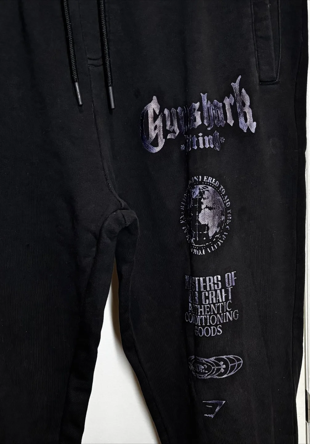 Gymshark Sweatpants Women Size M - Workout Clothes image indicator(2)