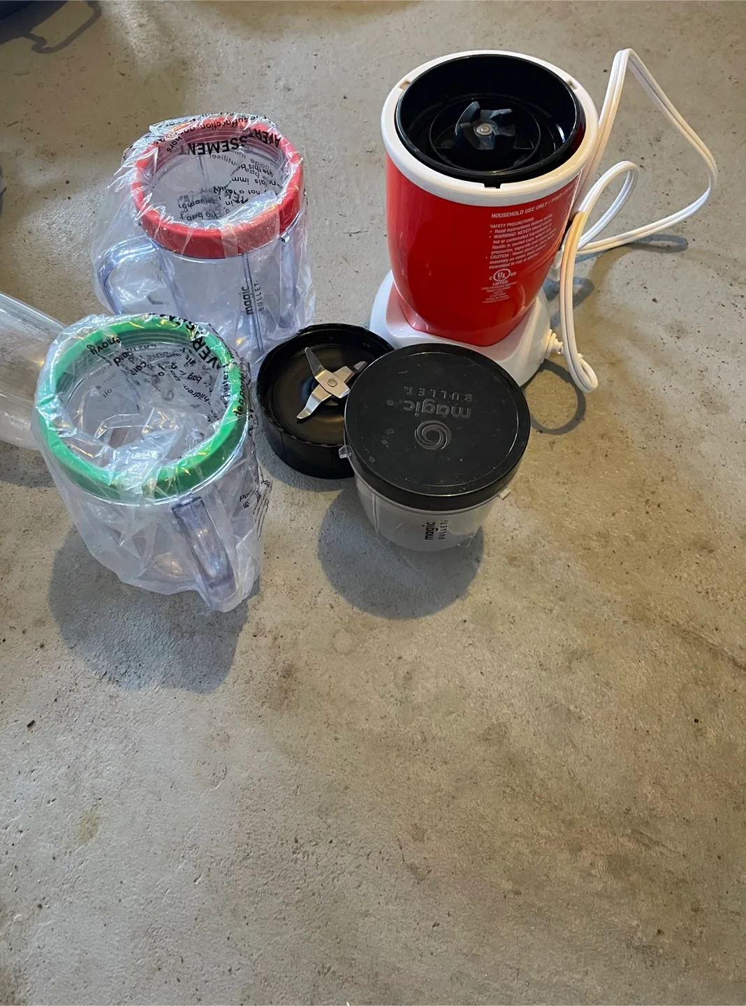 Magic Bullet Blender with Extra Cups thumbnail