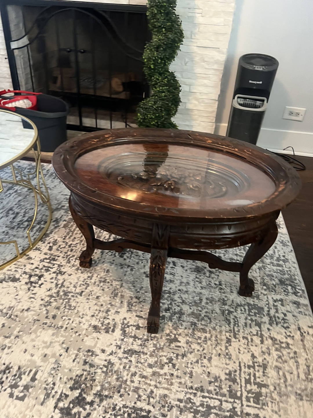 Ornate Wooden Coffee Table with Glass Top - photo 3