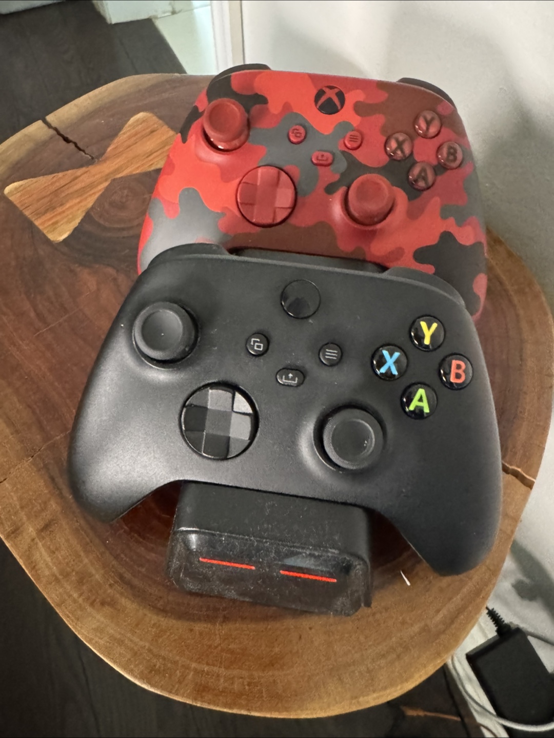 Xbox Series X 1TB Console Bundle - Games & Controllers Included - photo 4