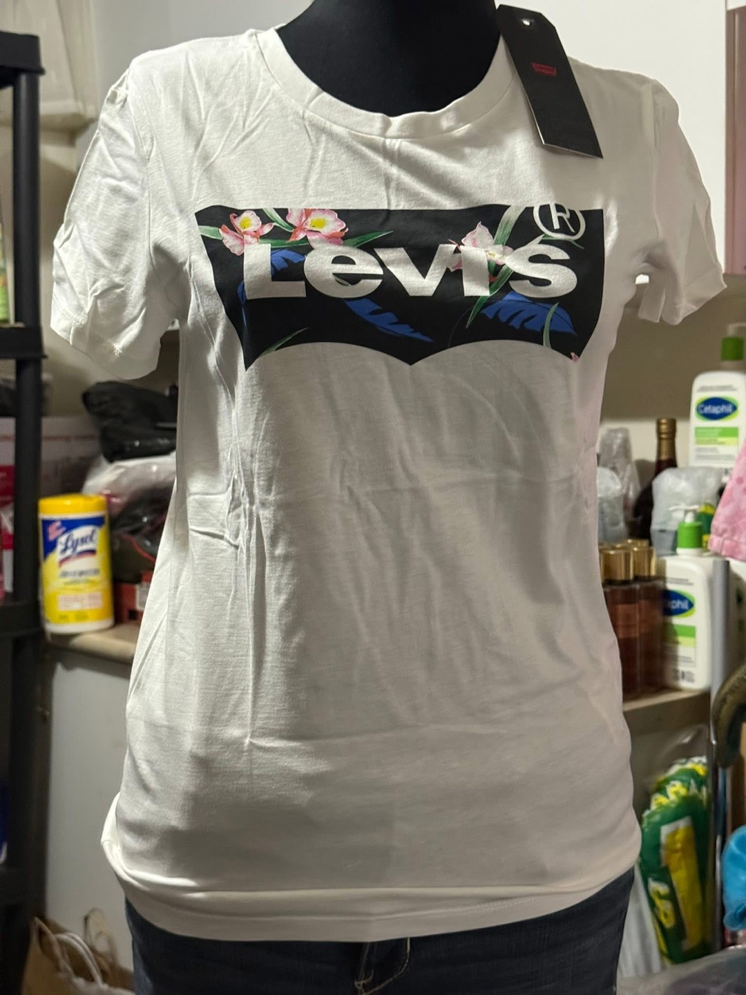 Levi's Women's Floral Logo T-Shirt