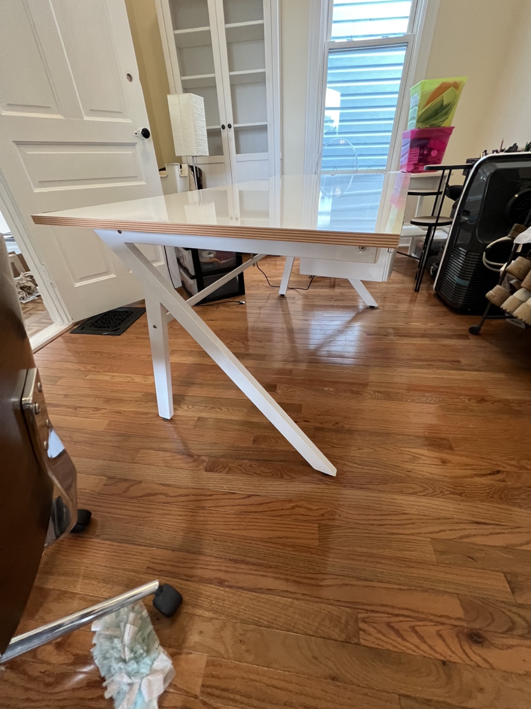 White Modern Desk with File Cabinet - photo 3