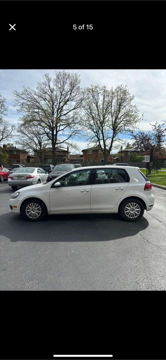 212 Volkswagen Golf 5-door hatchback image indicator(3)