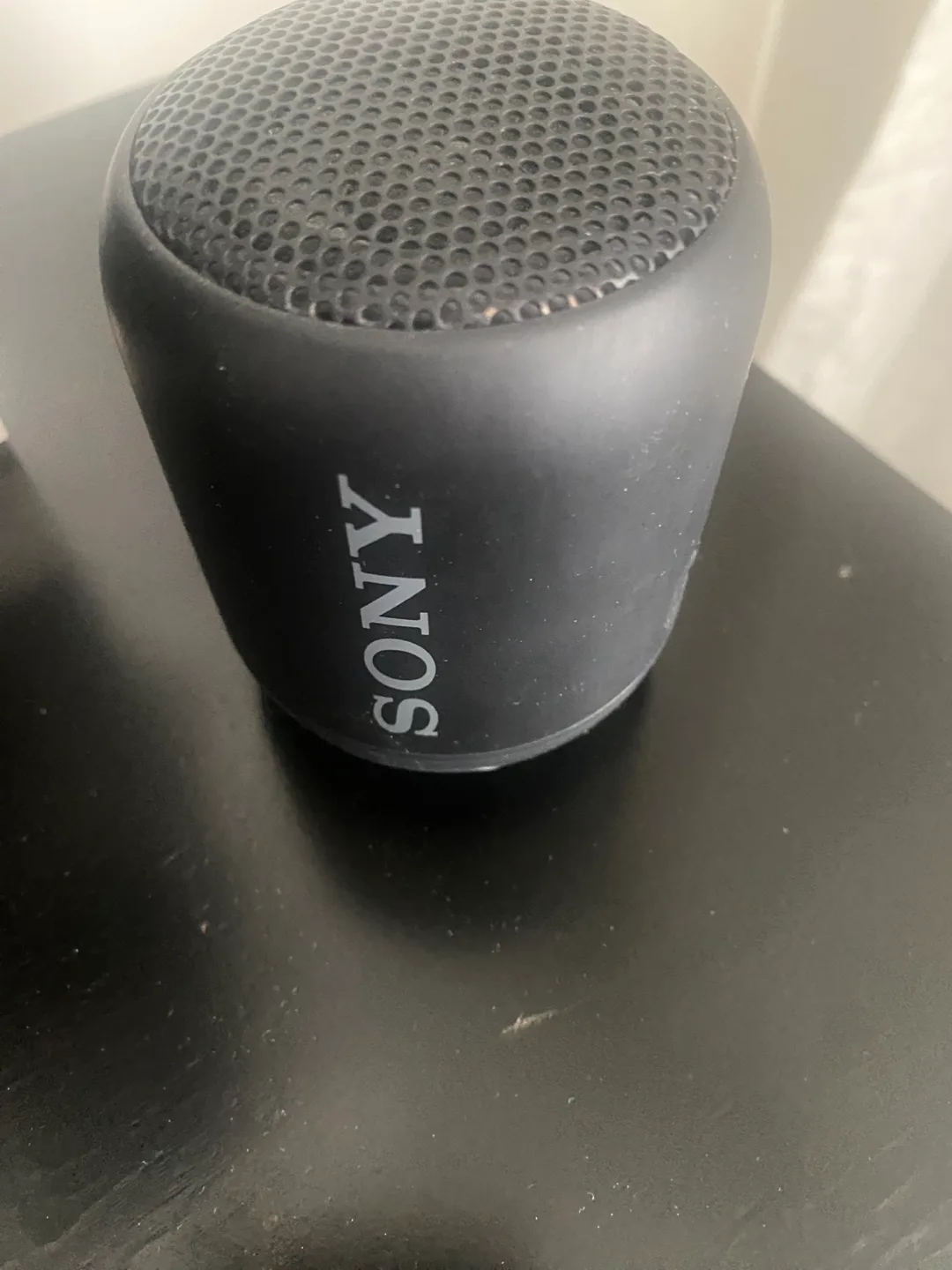 Sony SRS-XB100 Wireless Bluetooth Portable Speaker image indicator(2)