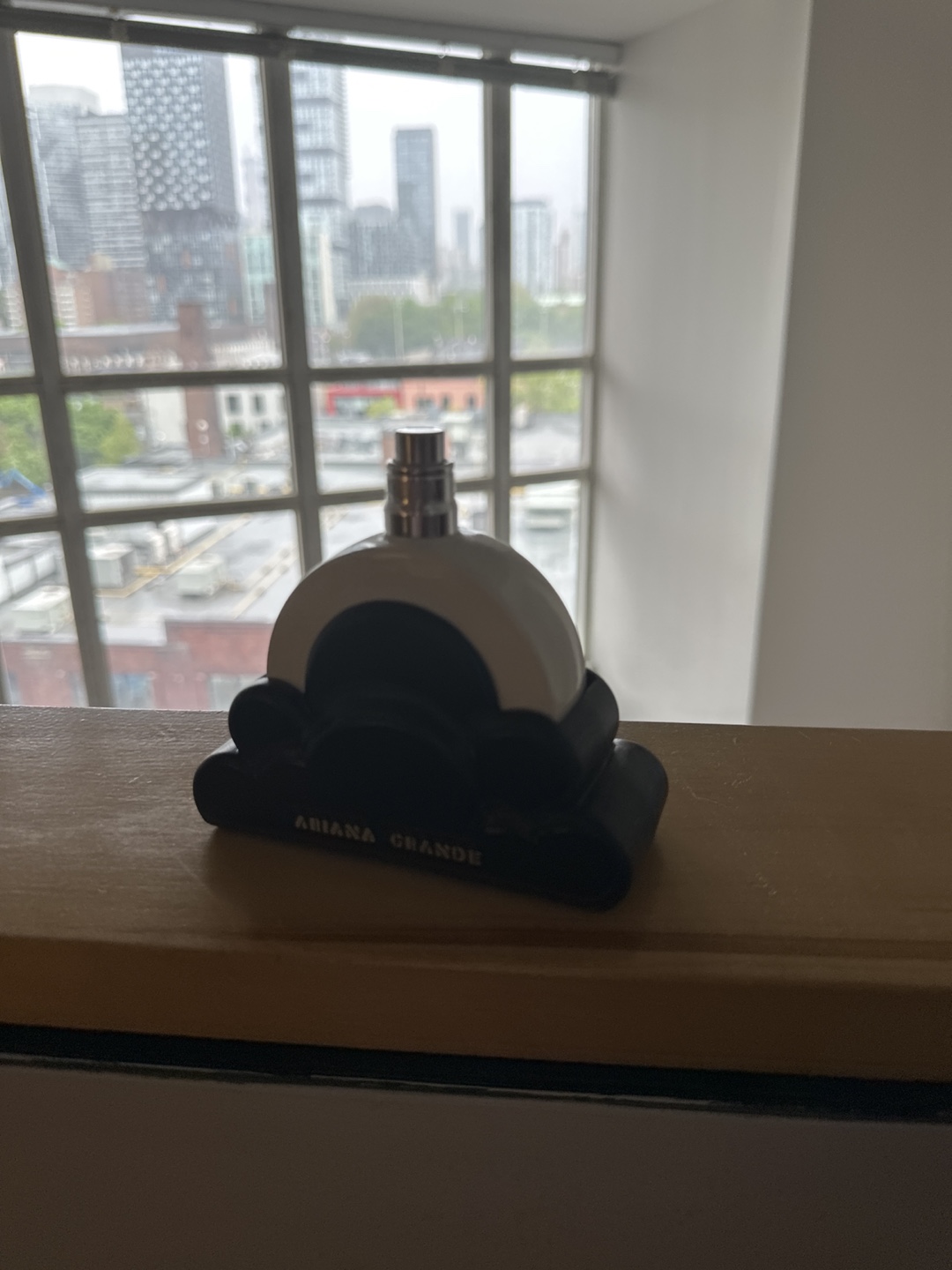 Ariana Grande Cloud Intense Eau de Parfum
