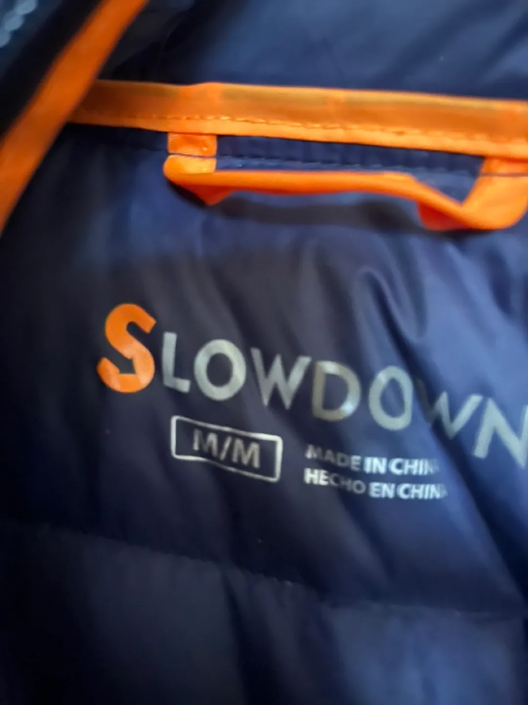 Slowdown Women's Down-Filled Puffer Jacket - Size Medium image indicator(3)