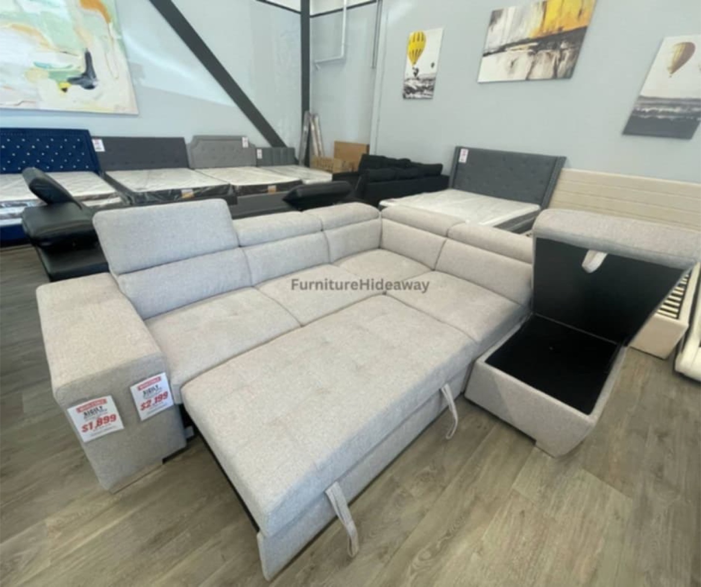 🥳Sleeper Sectional with Storage Ottoman + 2 Stools🥳 - photo 4