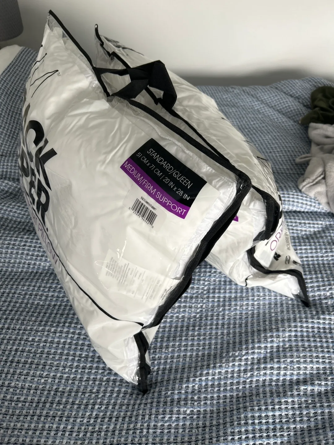 2x I AM Back Sleeper Pillows - Medium/Firm Support thumbnail