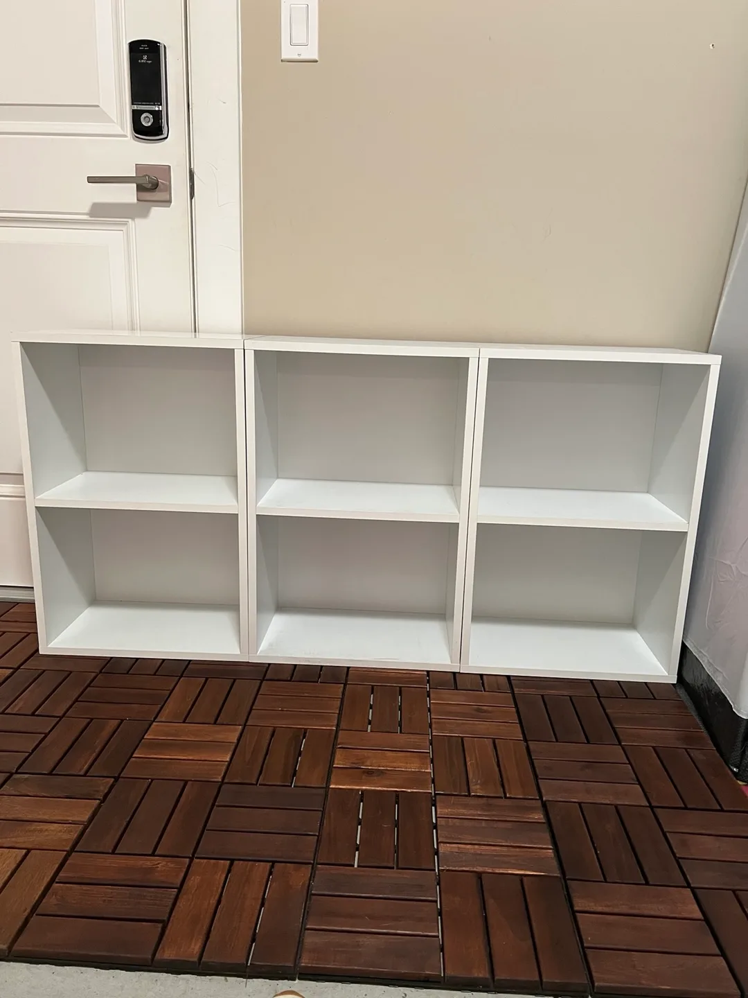 White Cube Storage Shelves - Set of Three thumbnail