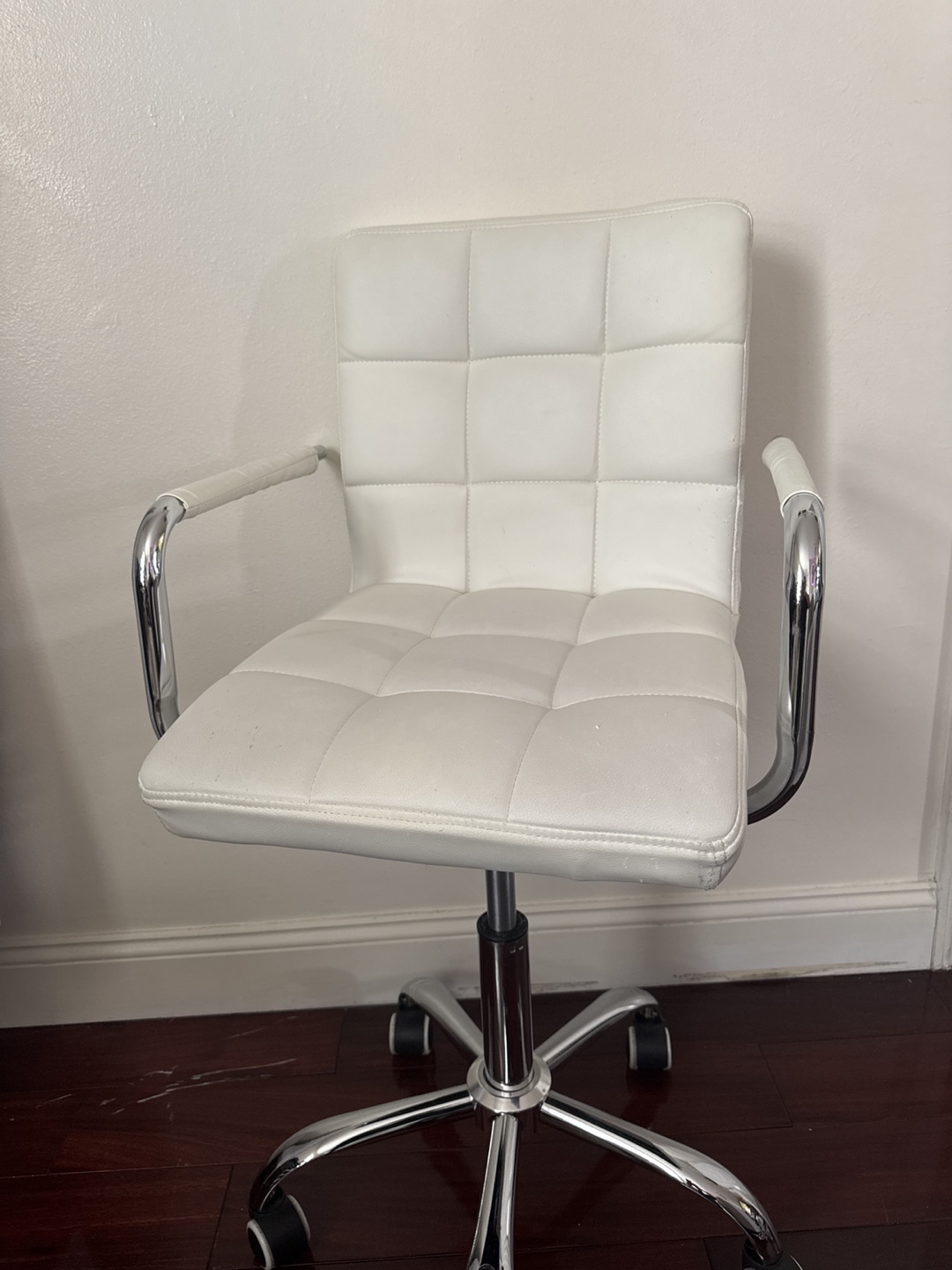White PU Leather Office Chair with Chrome Base