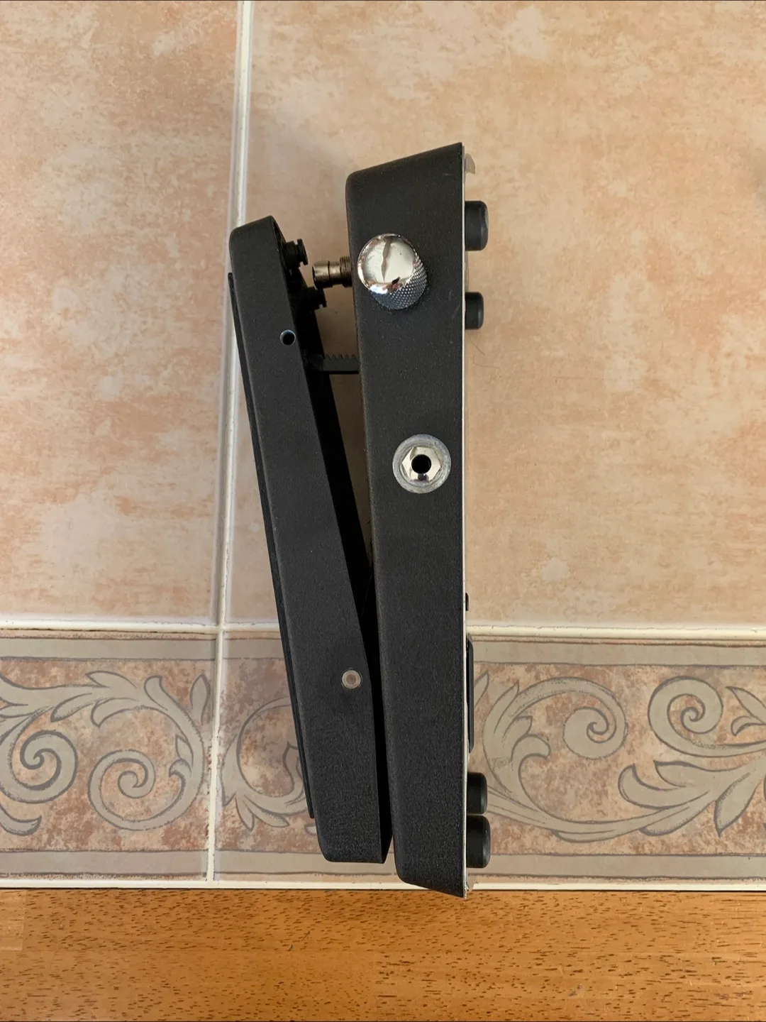 *USED - Cry Baby 535Q image indicator(3)