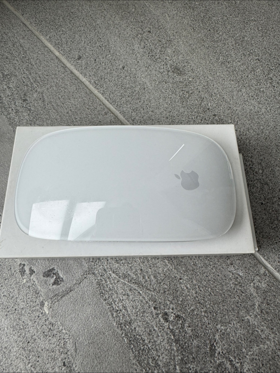Apple Magic Mouse 2 - photo 3