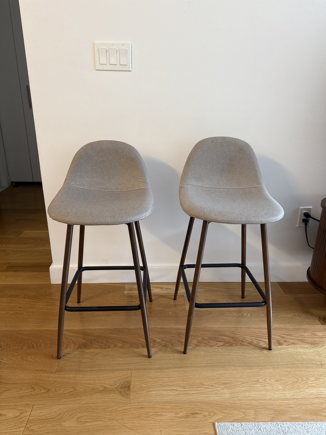 Pair of Counter Stools - photo 3