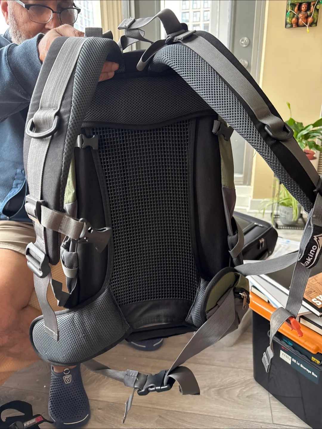 Makino 40L Hiking Backpack image indicator(2)