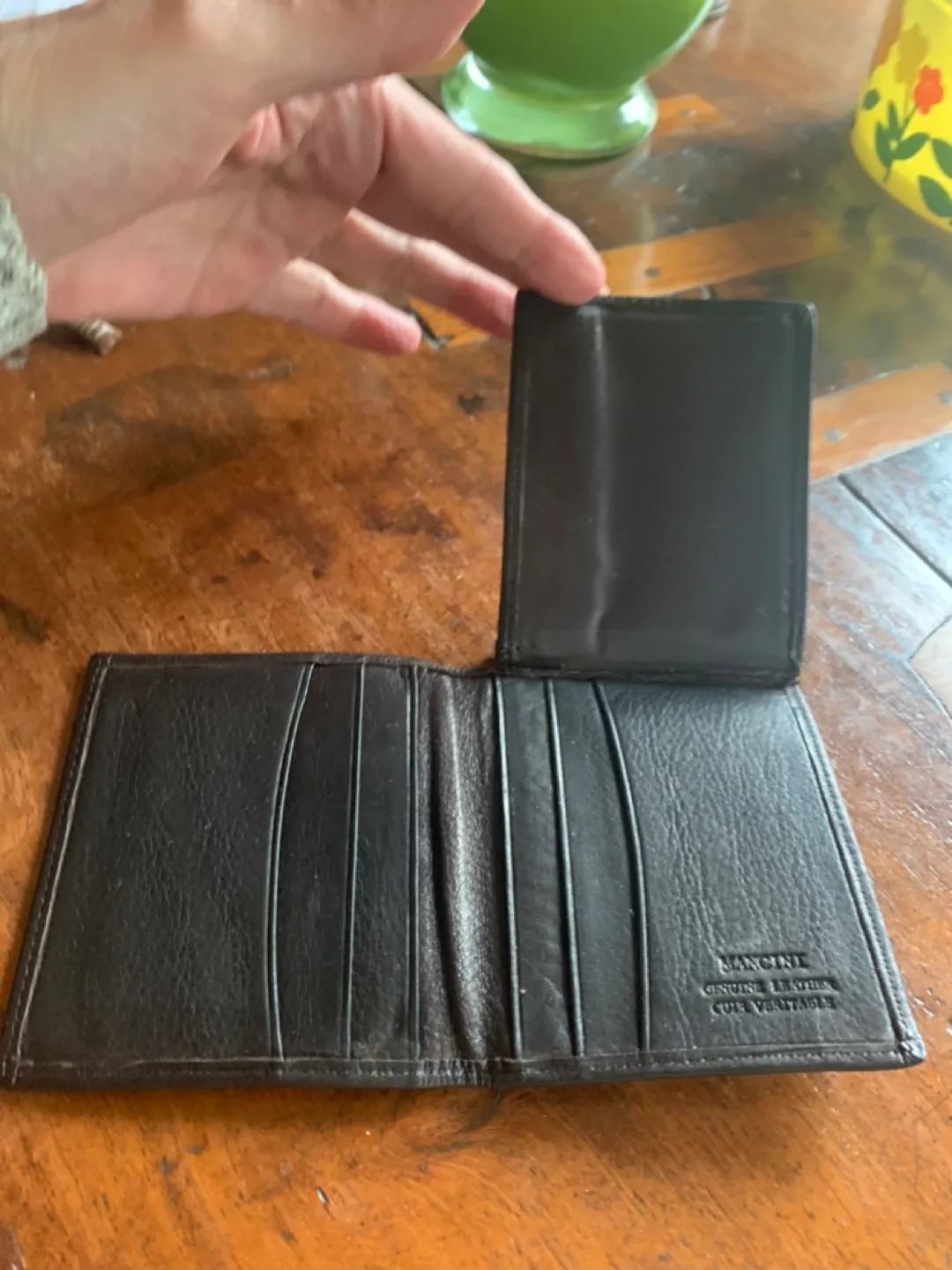 Mancini Genuine Leather Bifold Wallet image indicator(4)