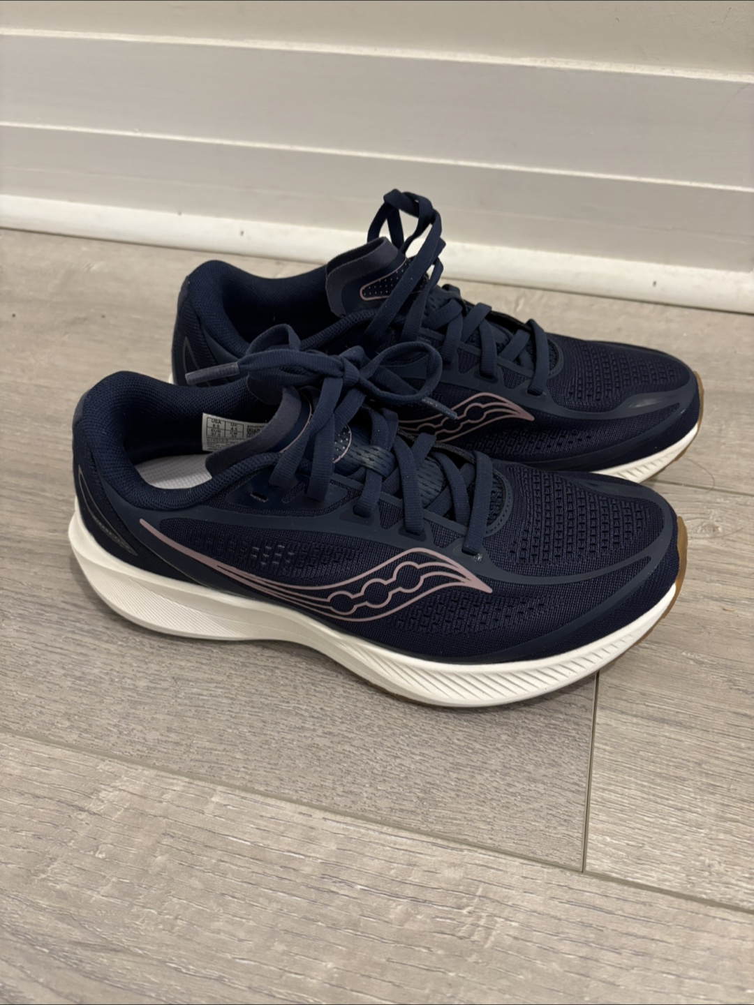 Saucony Women's Running Shoes - Size 6 - photo 2