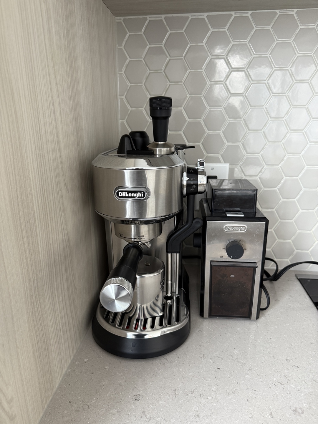 DeLonghi semi automatic Espresso Machine + Grinder