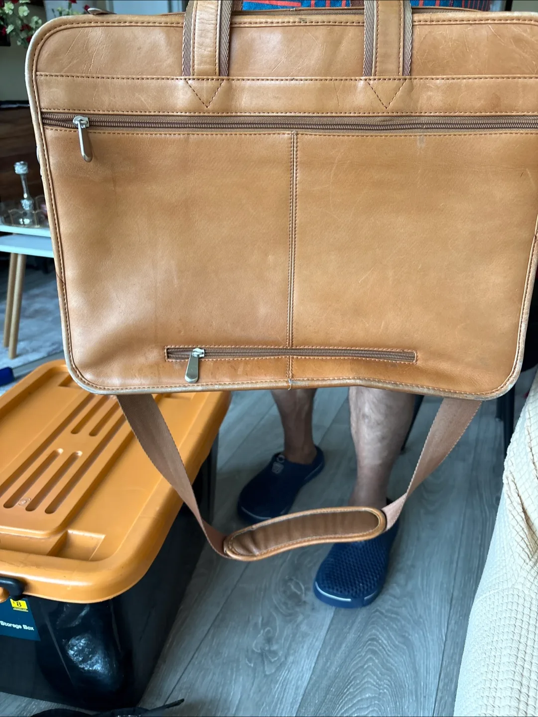 Tan genuine Leather Briefcase image indicator(3)