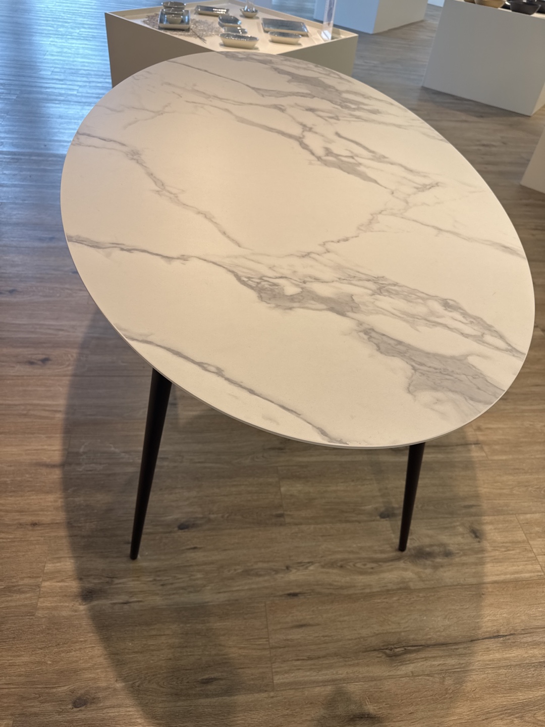 Oval Marble-Top Dining Table with Black Legs - photo 4