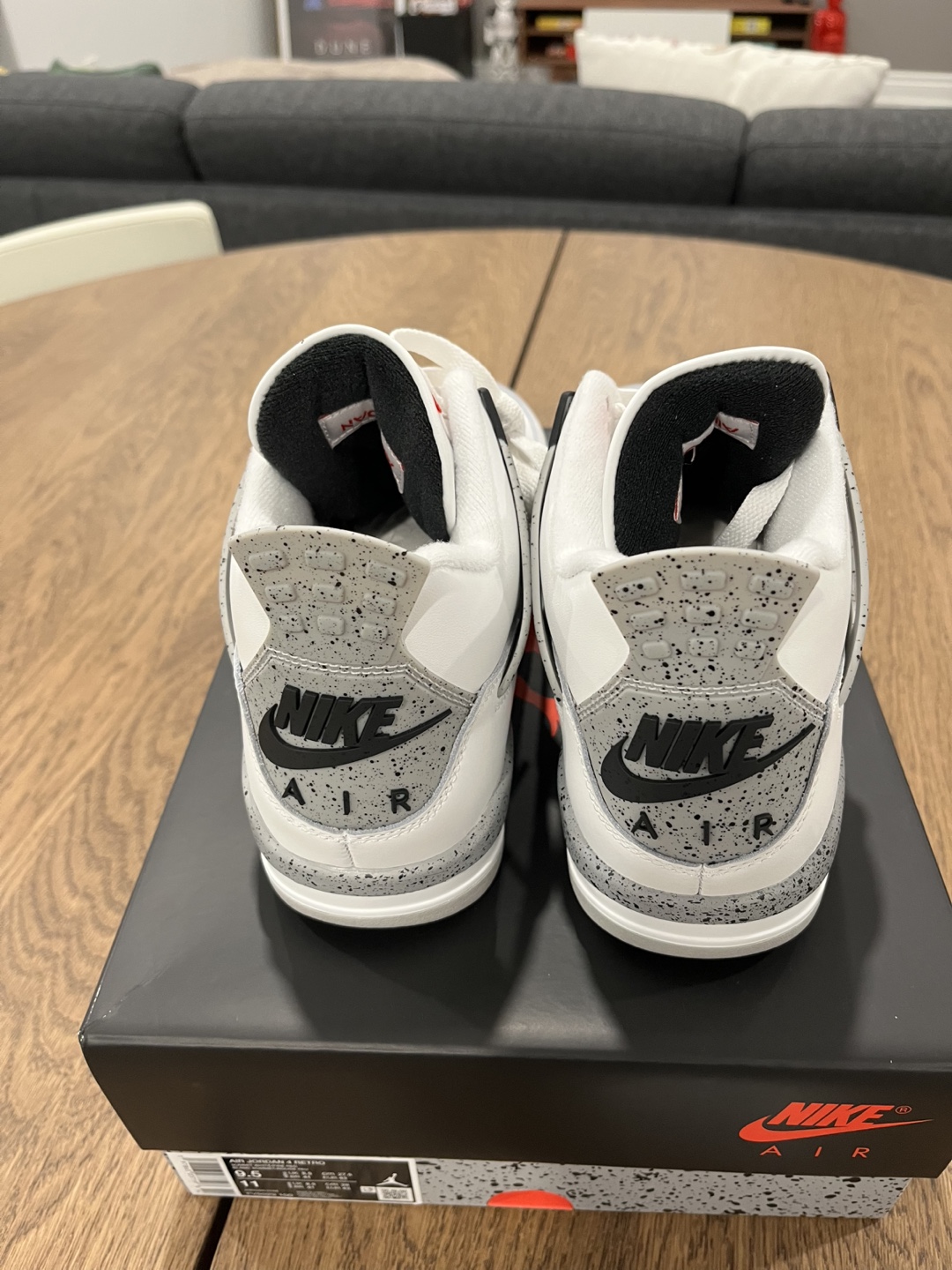 Jordan 4 White Cement Size 9.5 - photo 5
