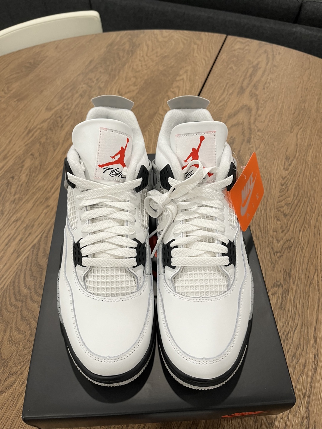 Jordan 4 White Cement Size 9.5 - photo 2