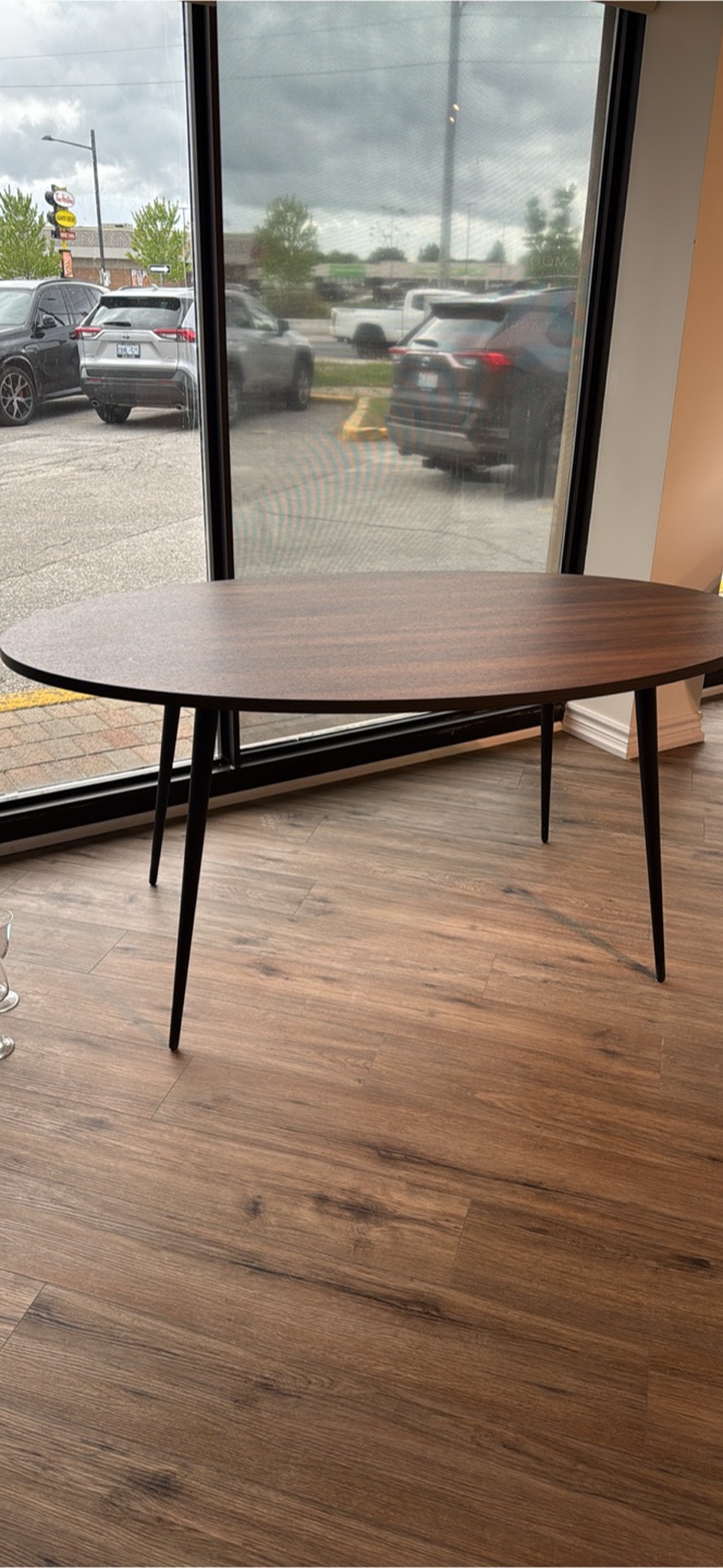 Mid-Century Modern Oval Coffee Table - photo 3