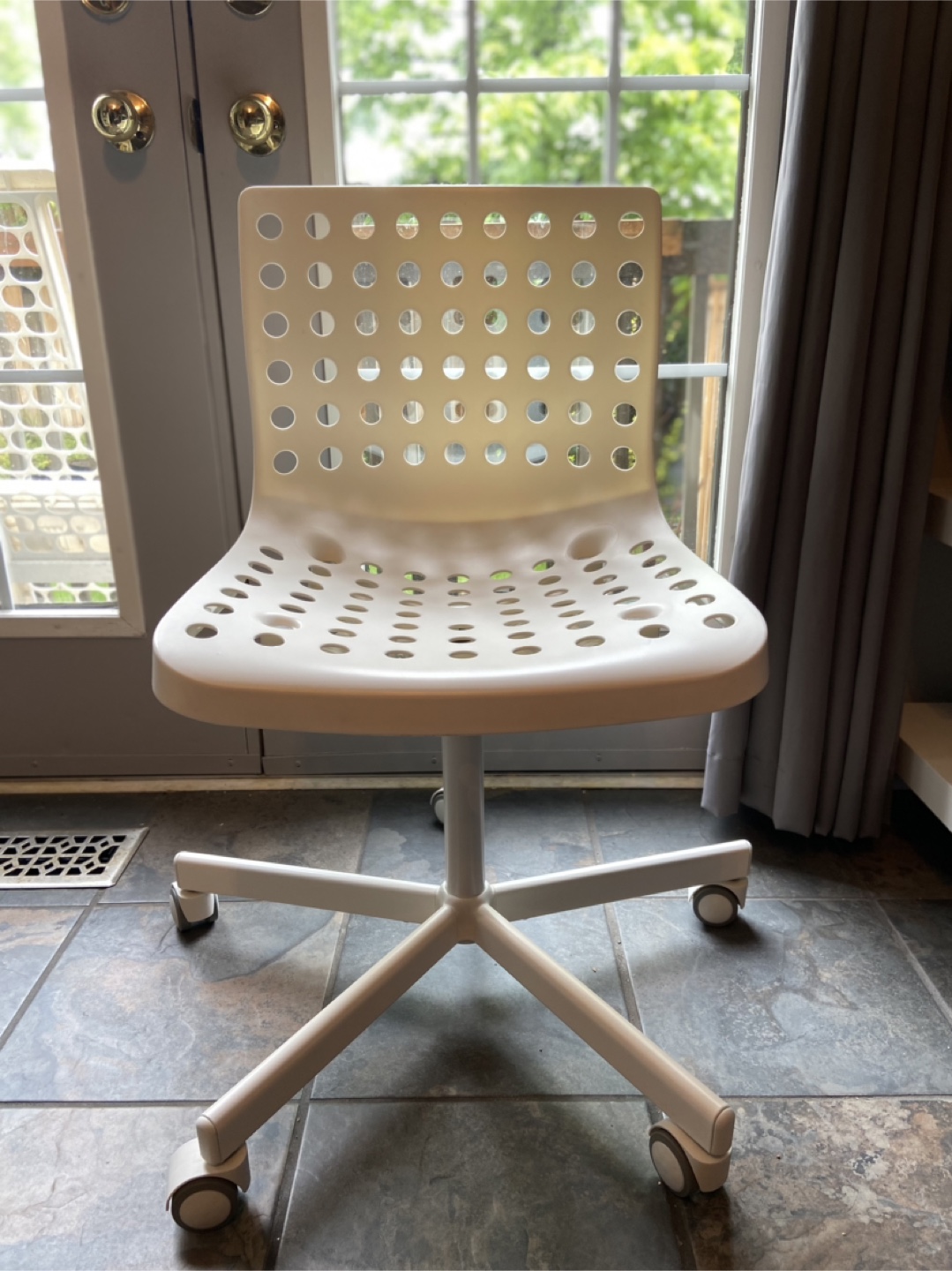 Ikea Skalberg Swivel Chair on castors - photo 5