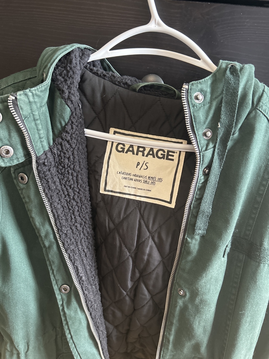 Garage Green Hooded Jacket Size Small - photo 3