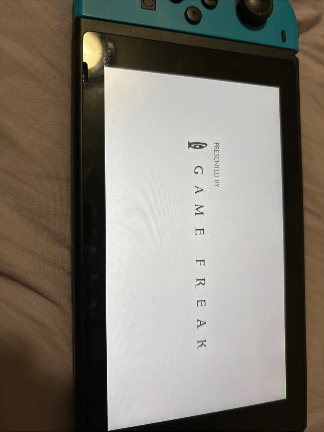 Nintendo Switch Console - Neon Red & Blue Joy-Cons image indicator(9)